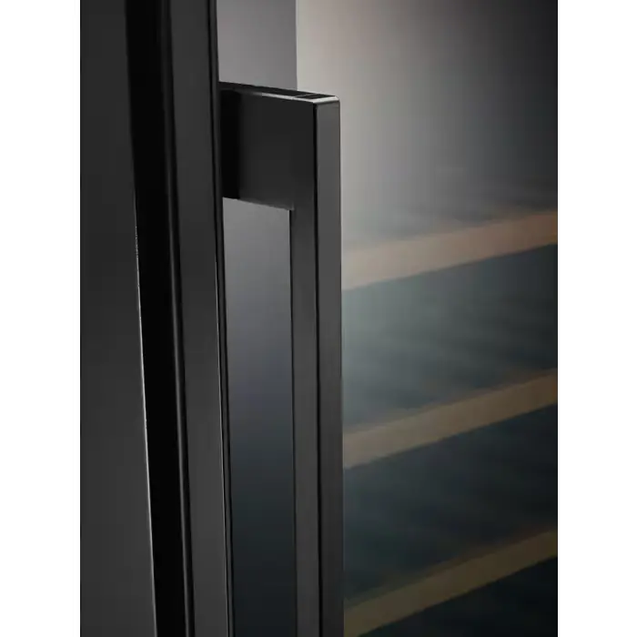 Electrolux Wine cabinet 52 bottles